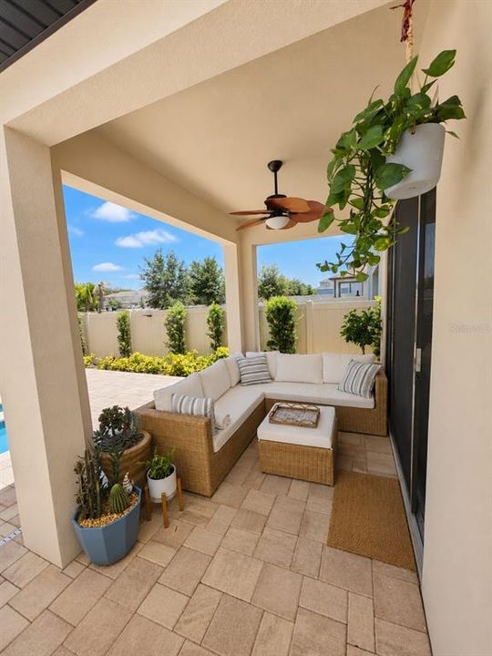 For Sale: $595,000 (4 beds, 2 baths, 1833 Square Feet)