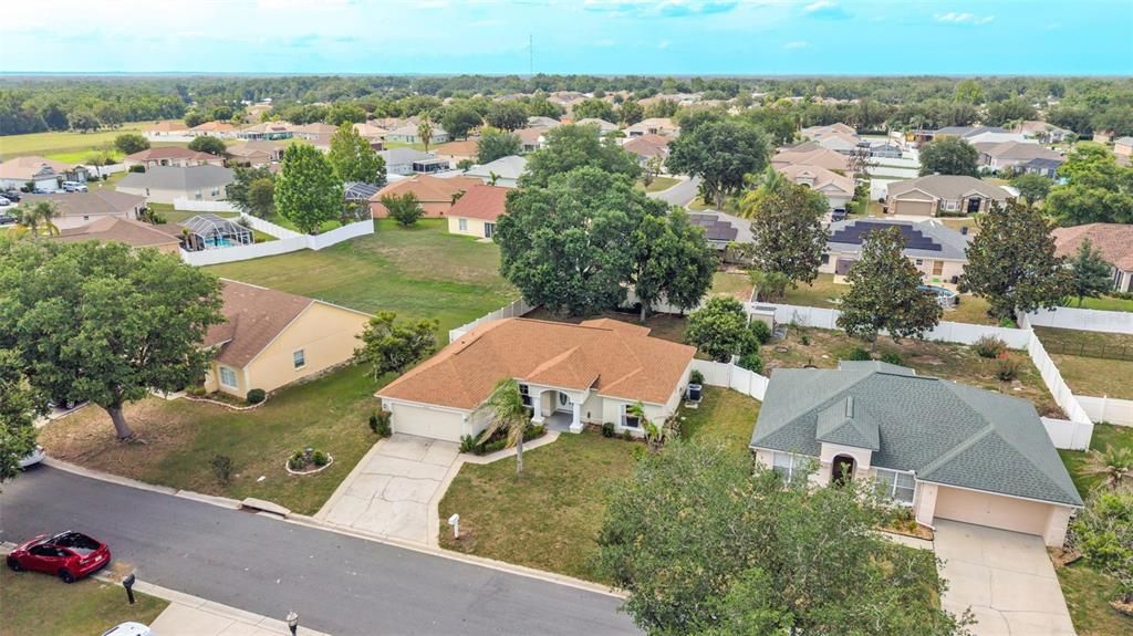 For Sale: $299,900 (3 beds, 2 baths, 1613 Square Feet)