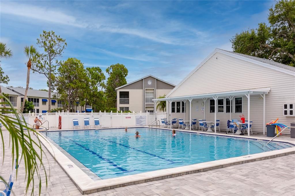 For Sale: $309,900 (2 beds, 2 baths, 1235 Square Feet)