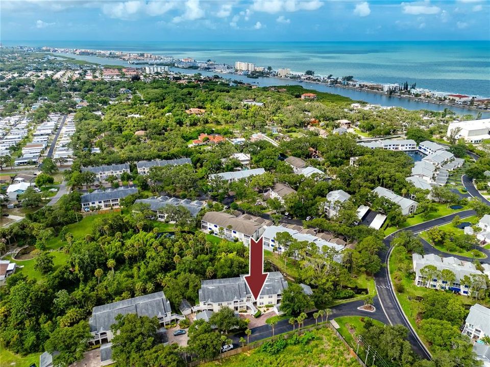 For Sale: $309,900 (2 beds, 2 baths, 1235 Square Feet)