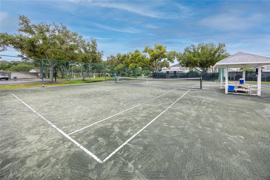 For Sale: $309,900 (2 beds, 2 baths, 1235 Square Feet)