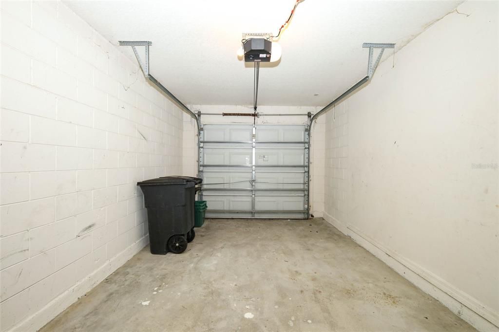 For Sale: $359,900 (3 beds, 2 baths, 1828 Square Feet)