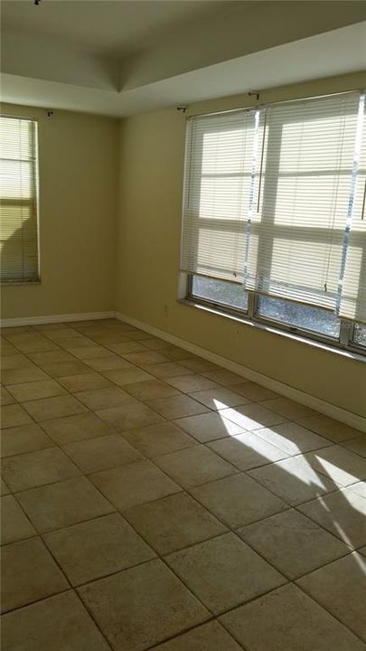For Rent: $1,495 (2 beds, 1 baths, 1000 Square Feet)