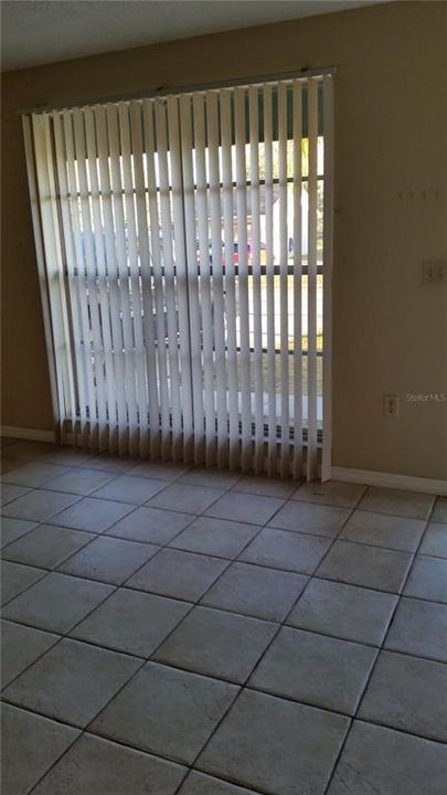 For Rent: $1,495 (2 beds, 1 baths, 1000 Square Feet)