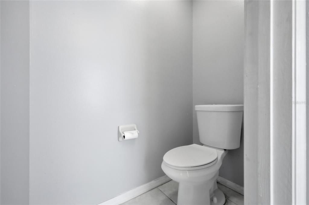 For Sale: $400,000 (3 beds, 2 baths, 1488 Square Feet)