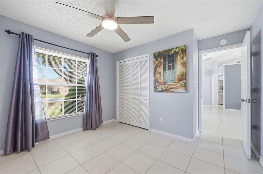 For Sale: $400,000 (3 beds, 2 baths, 1488 Square Feet)
