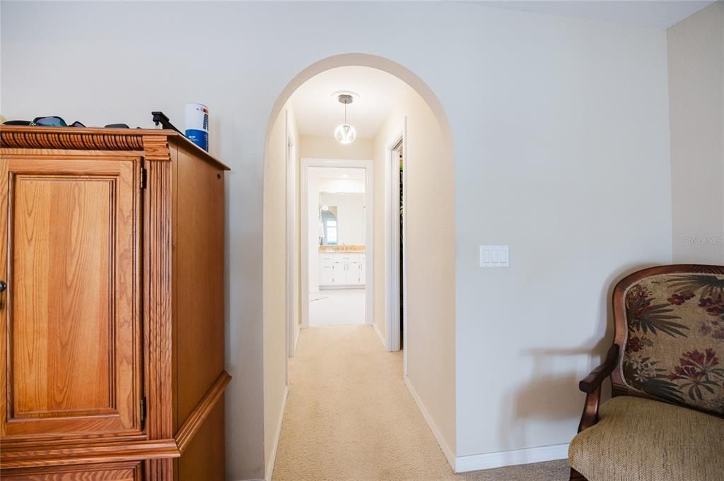 For Sale: $550,000 (3 beds, 2 baths, 2392 Square Feet)