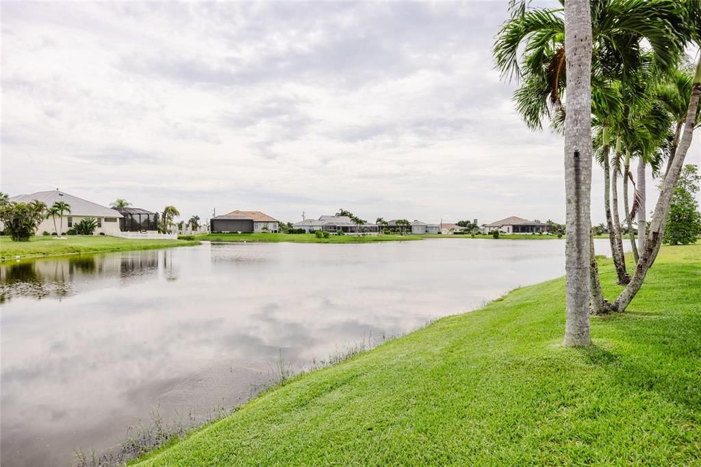 For Sale: $550,000 (3 beds, 2 baths, 2392 Square Feet)