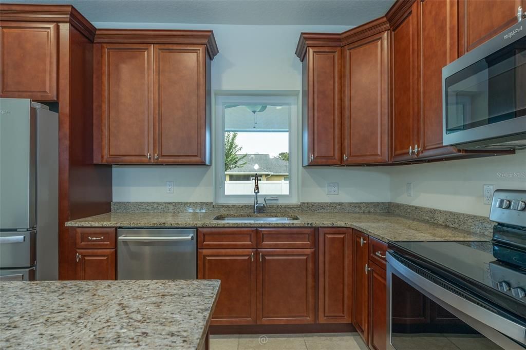 For Rent: $2,395 (3 beds, 2 baths, 1501 Square Feet)