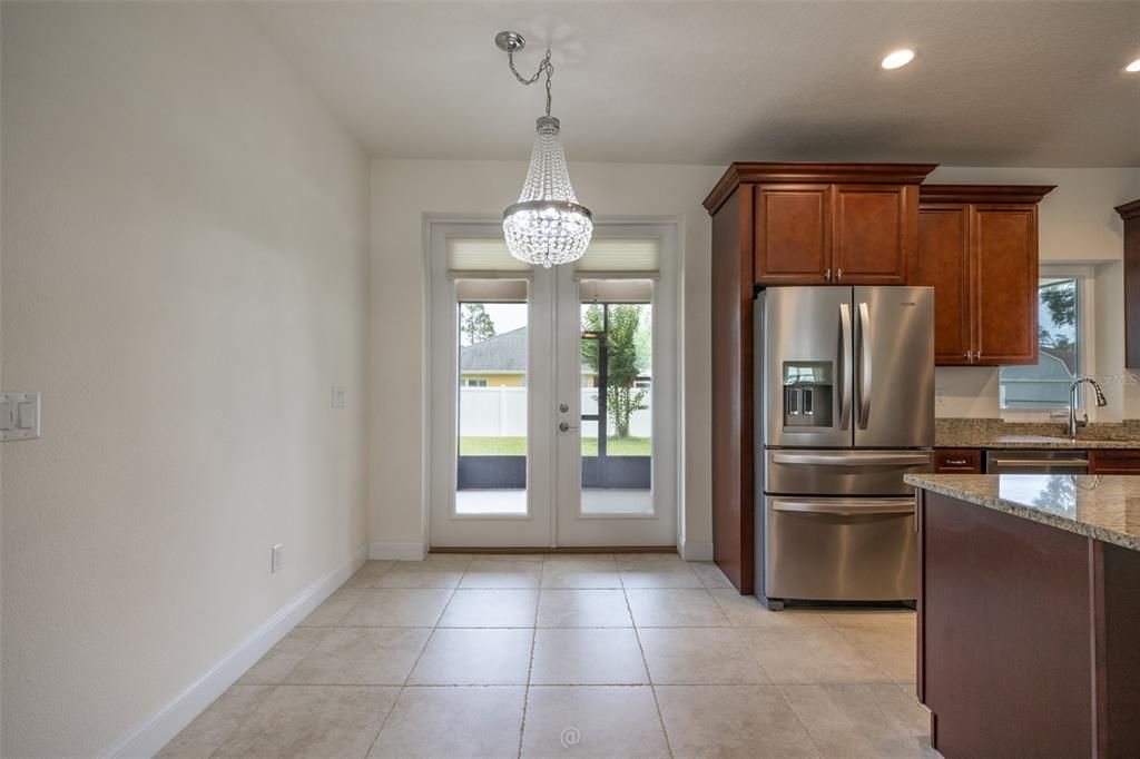 For Rent: $2,395 (3 beds, 2 baths, 1501 Square Feet)
