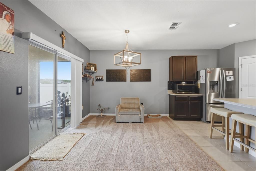 For Sale: $315,000 (4 beds, 2 baths, 1867 Square Feet)