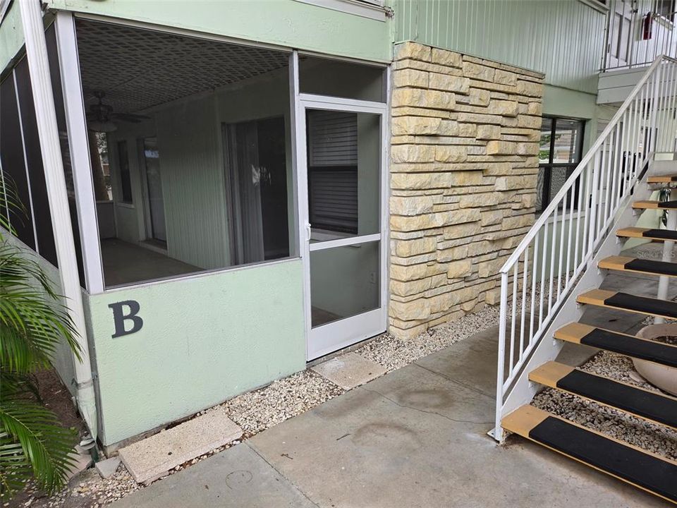 For Rent: $1,795 (1 beds, 1 baths, 840 Square Feet)