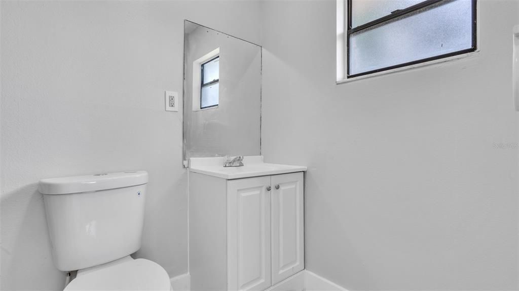 For Rent: $2,395 (4 beds, 2 baths, 1248 Square Feet)