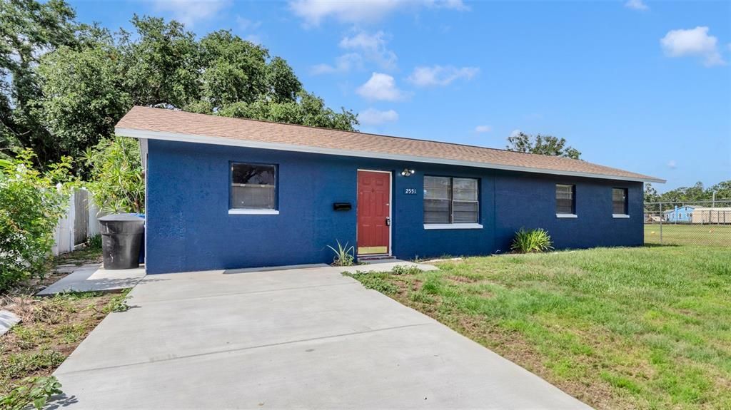 For Rent: $2,395 (4 beds, 2 baths, 1248 Square Feet)