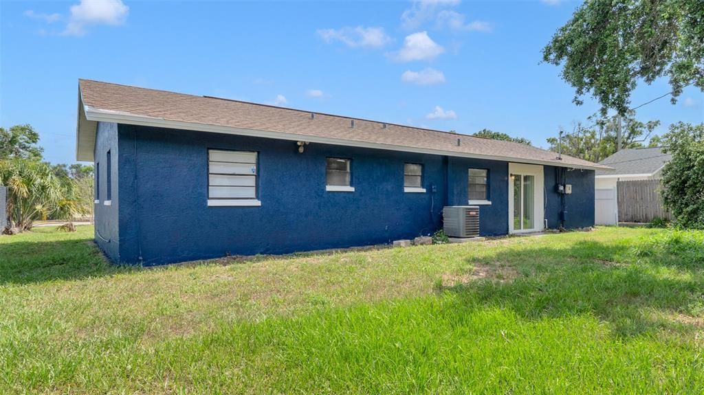 For Rent: $2,395 (4 beds, 2 baths, 1248 Square Feet)