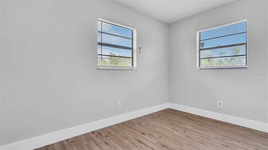 For Rent: $2,395 (4 beds, 2 baths, 1248 Square Feet)