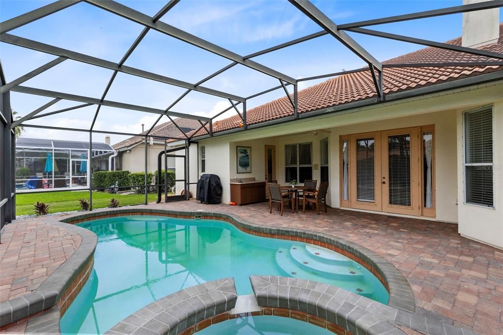 待售: $739,000 (4 贝兹, 3 浴室, 2631 平方英尺)