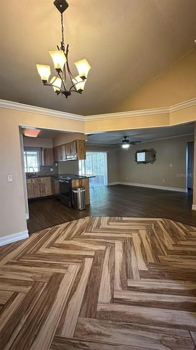В аренду: $2,450 (3 спален, 2 ванн, 1343 Квадратных фут)