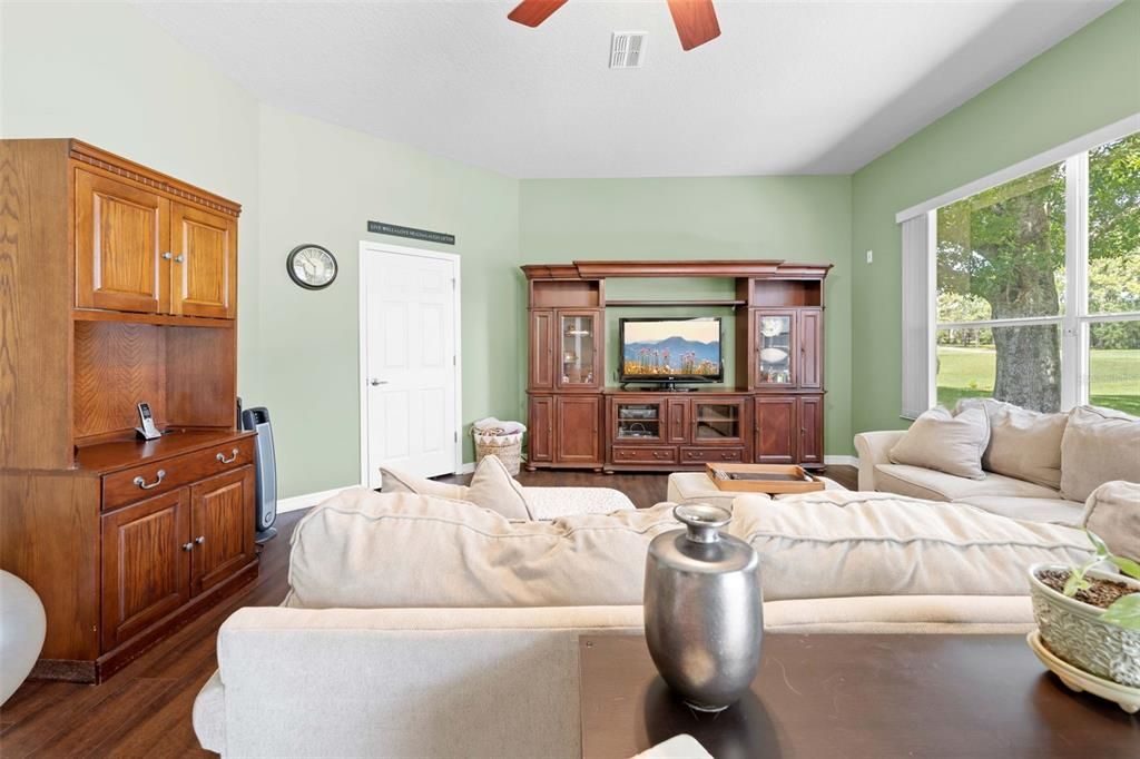 For Sale: $675,000 (4 beds, 3 baths, 3437 Square Feet)