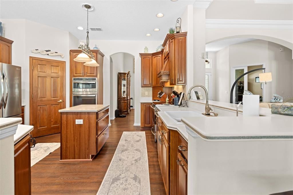For Sale: $675,000 (4 beds, 3 baths, 3437 Square Feet)