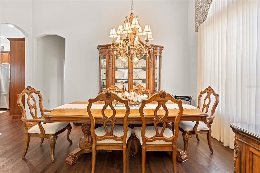 For Sale: $675,000 (4 beds, 3 baths, 3437 Square Feet)