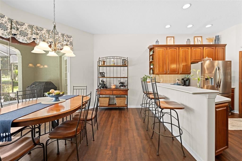 For Sale: $675,000 (4 beds, 3 baths, 3437 Square Feet)