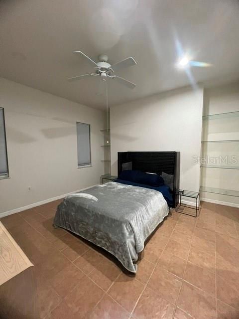 For Rent: $2,400 (3 beds, 2 baths, 2569 Square Feet)