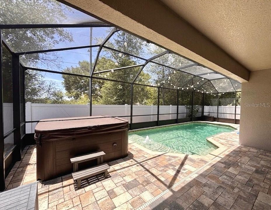 For Sale: $349,000 (3 beds, 2 baths, 2064 Square Feet)