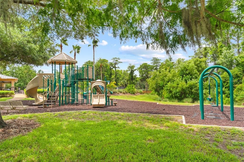 For Sale: $359,900 (4 beds, 2 baths, 1837 Square Feet)