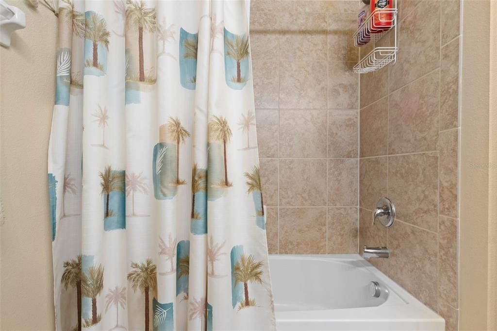 For Sale: $359,900 (4 beds, 2 baths, 1837 Square Feet)
