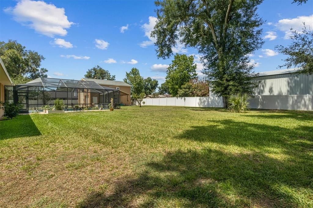 For Sale: $630,000 (5 beds, 2 baths, 2806 Square Feet)