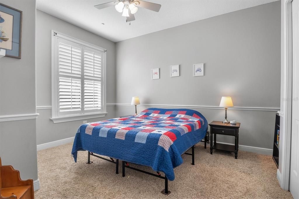 For Sale: $630,000 (5 beds, 2 baths, 2806 Square Feet)