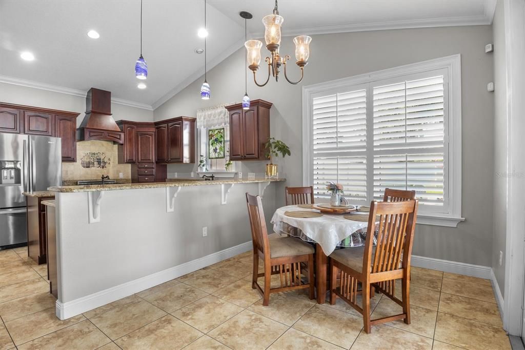 For Sale: $630,000 (5 beds, 2 baths, 2806 Square Feet)