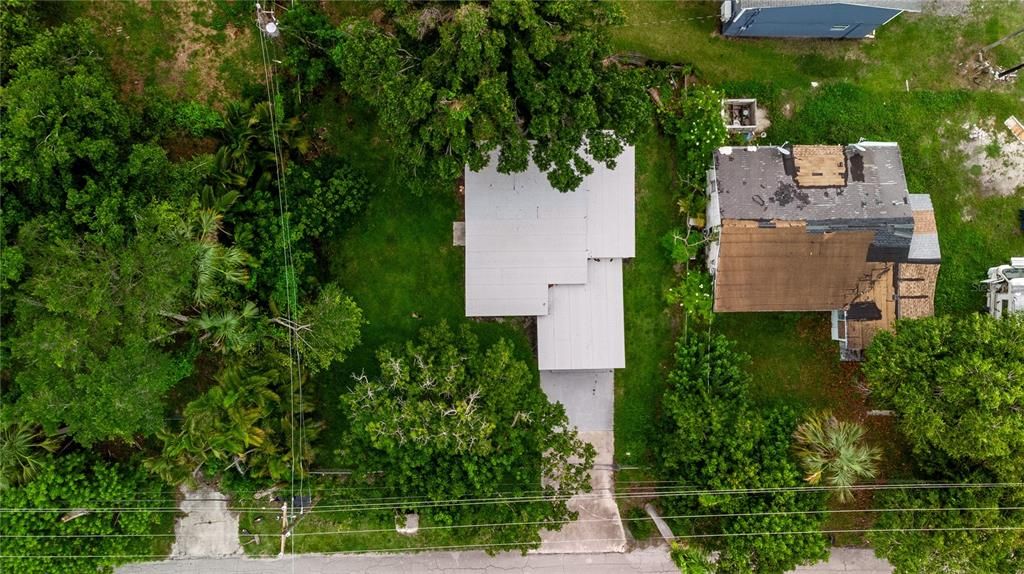 For Sale: $180,000 (2 beds, 1 baths, 684 Square Feet)