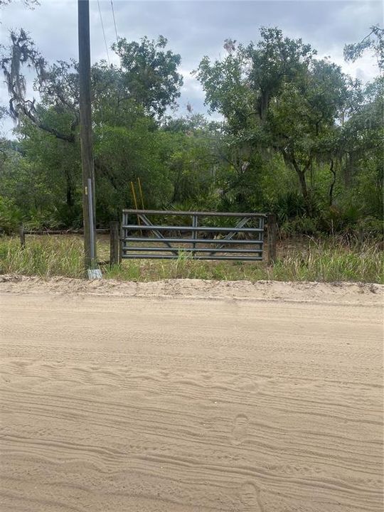 待售: $275,000 (10.00 acres)