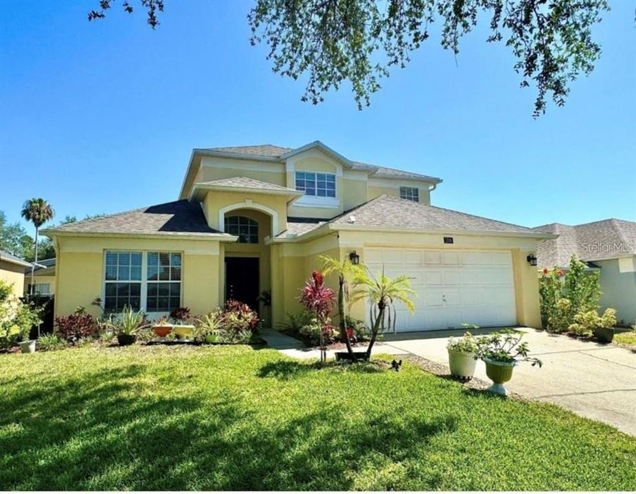 En Venta: $409,000 (5 camas, 3 baños, 2236 Pies cuadrados)