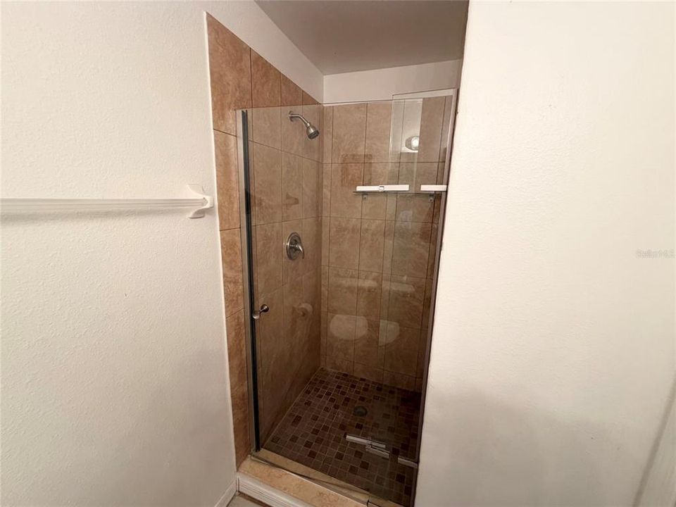На продажу: $395,000 (5 спален, 3 ванн, 2236 Квадратных фут)
