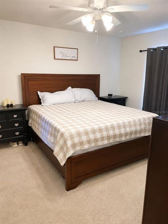 На продажу: $269,900 (3 спален, 2 ванн, 1619 Квадратных фут)
