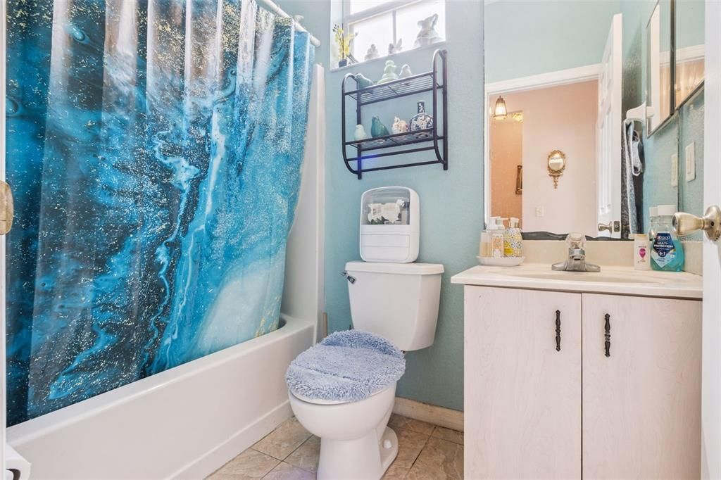 For Sale: $175,000 (3 beds, 2 baths, 1218 Square Feet)