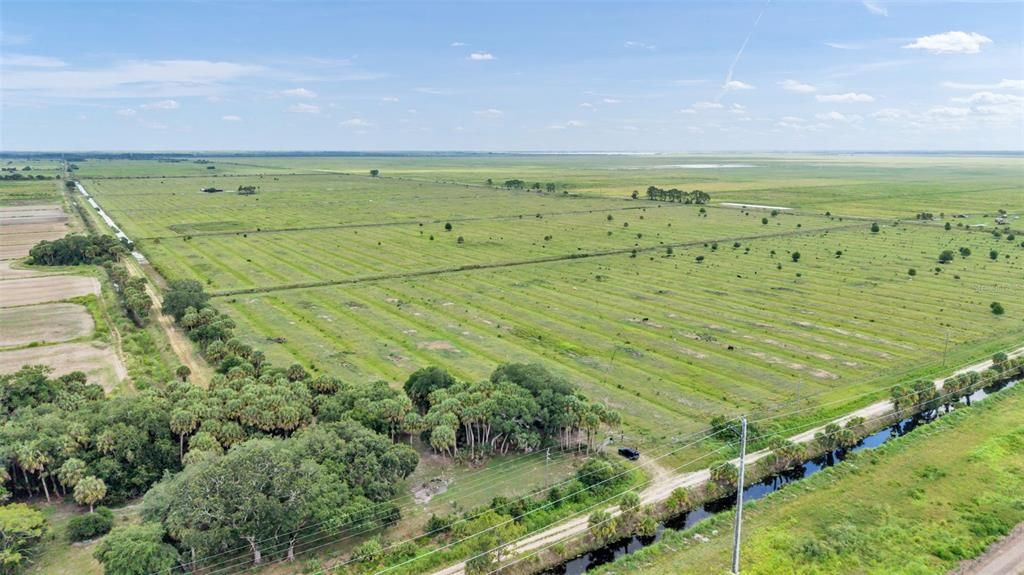 En Venta: $5,000,000 (75.64 acres)