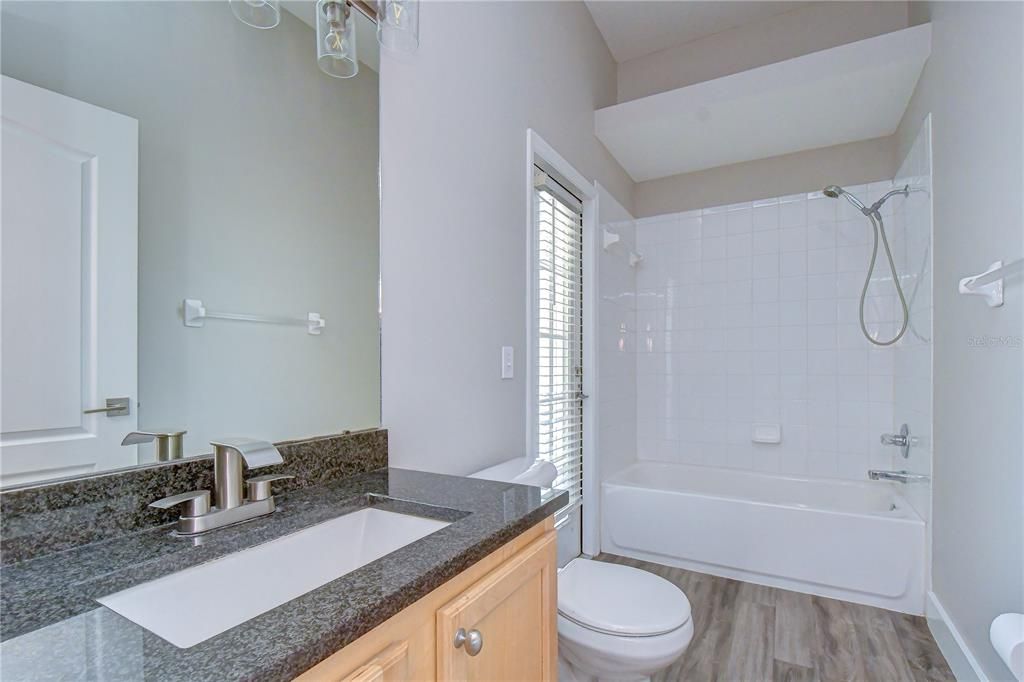 For Sale: $475,000 (3 beds, 2 baths, 1899 Square Feet)