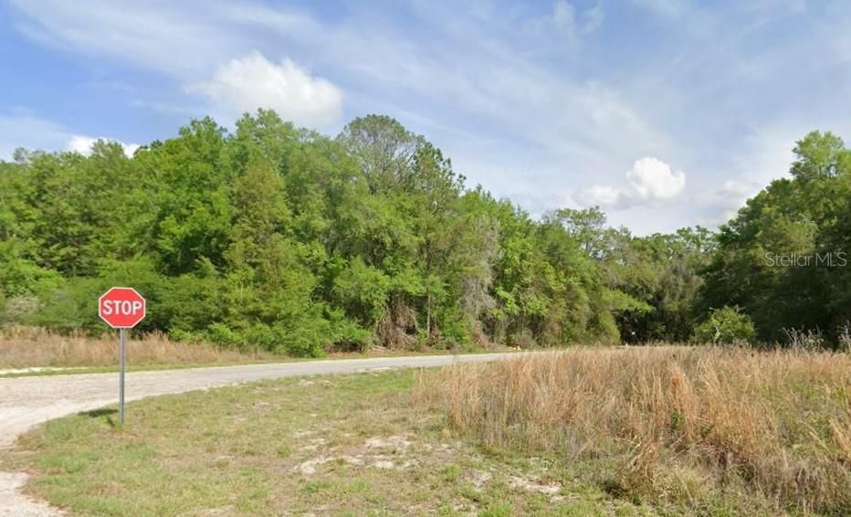 На продажу: $15,500 (0.27 acres)