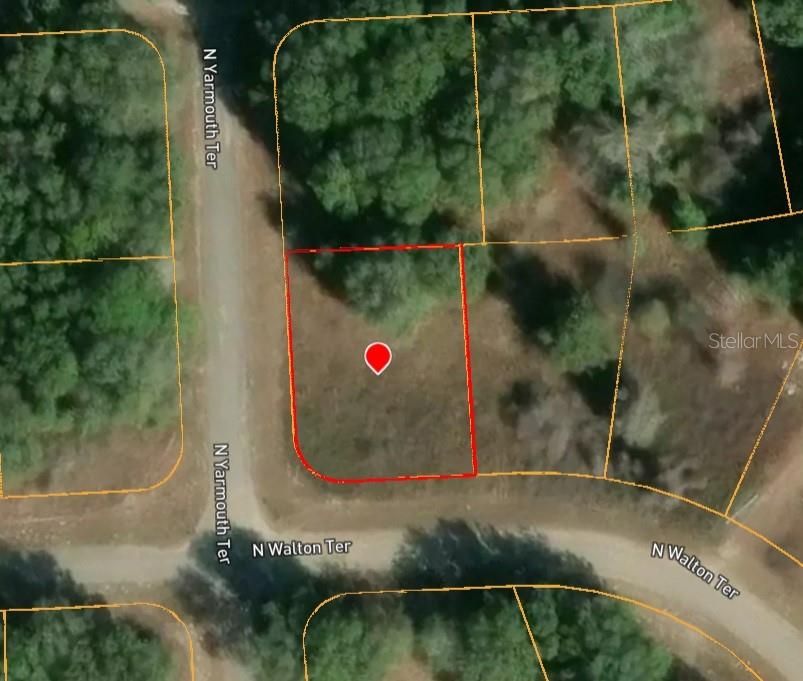 На продажу: $15,500 (0.27 acres)