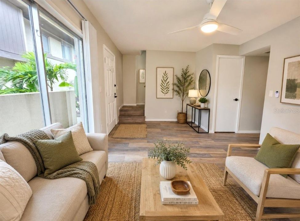 For Sale: $149,000 (2 beds, 1 baths, 853 Square Feet)