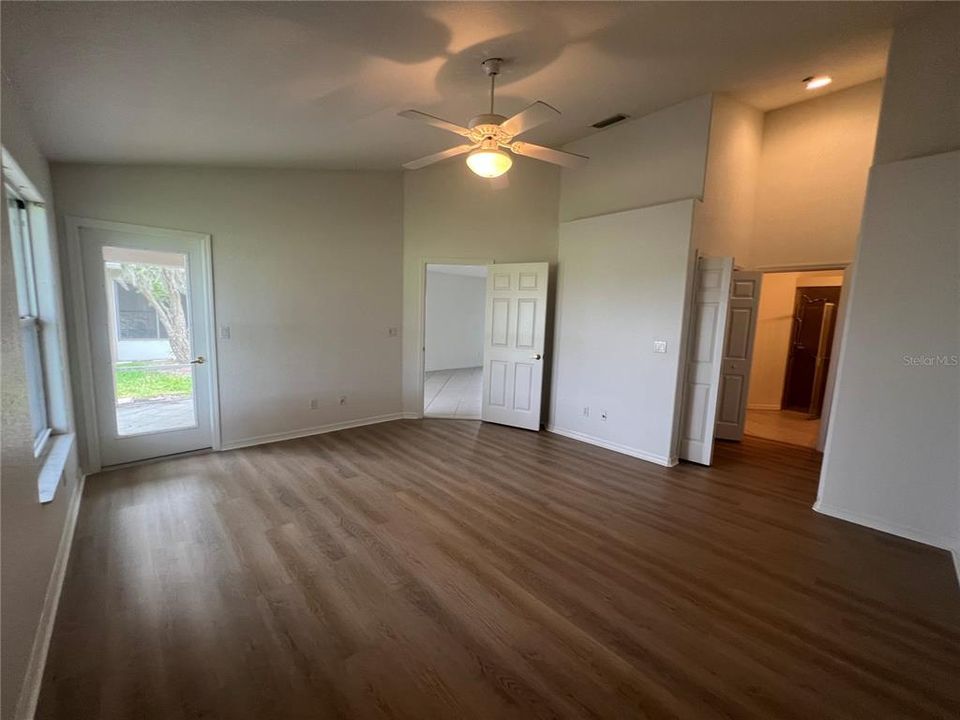 В аренду: $1,700 (3 спален, 2 ванн, 1488 Квадратных фут)
