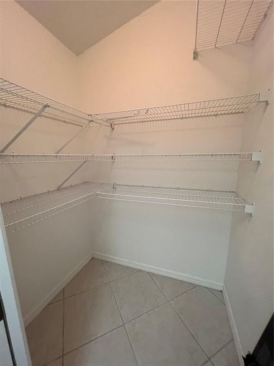 В аренду: $1,700 (3 спален, 2 ванн, 1488 Квадратных фут)