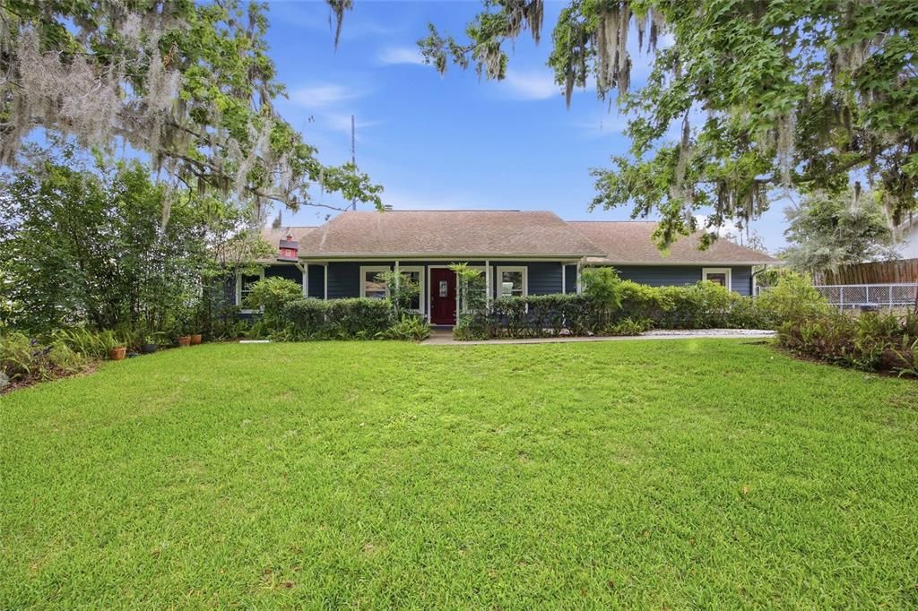For Sale: $349,000 (3 beds, 2 baths, 1728 Square Feet)
