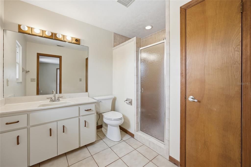For Sale: $349,000 (3 beds, 2 baths, 1728 Square Feet)