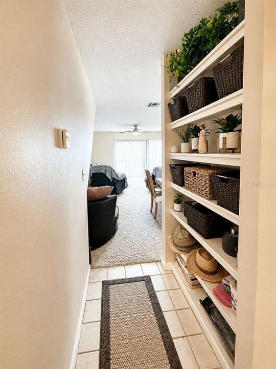 For Sale: $210,000 (2 beds, 2 baths, 1100 Square Feet)