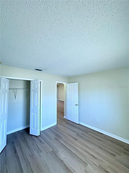В аренду: $2,350 (3 спален, 2 ванн, 1270 Квадратных фут)